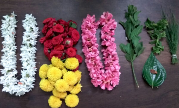 Regular Pooja Flower Package