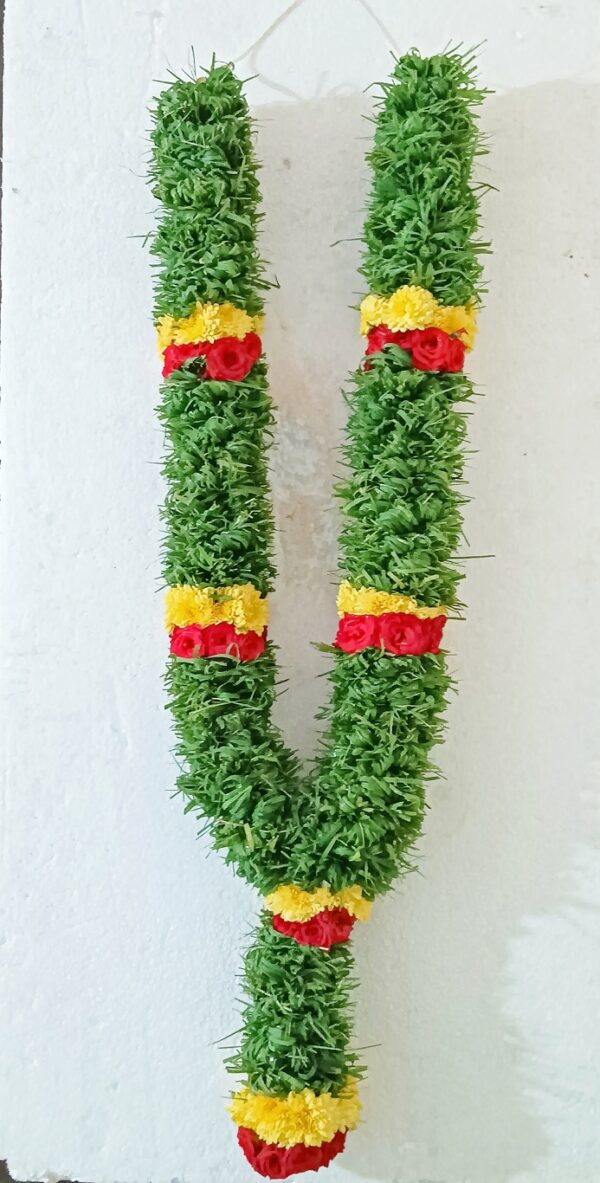 Dhruva Grass Garland - GetFlowersDaily