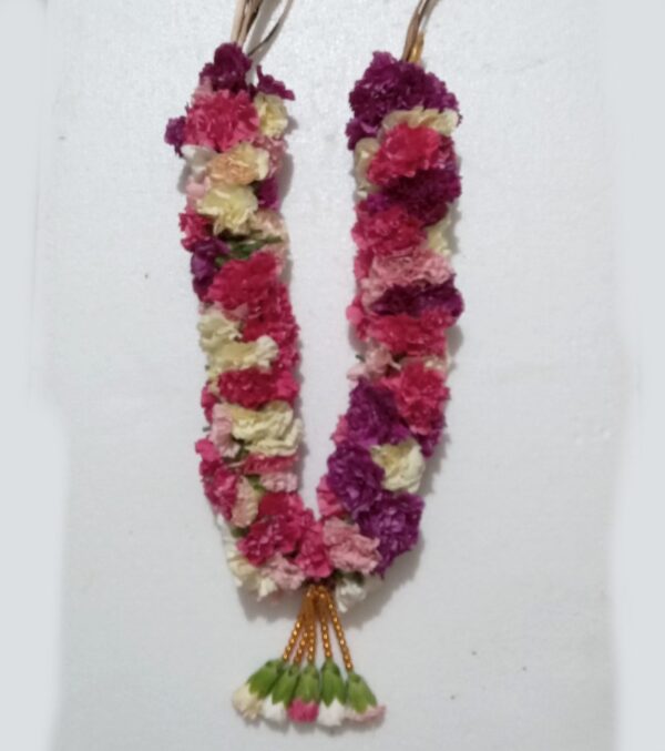 Assorted Carnation Flower Garland - GetFlowersDaily