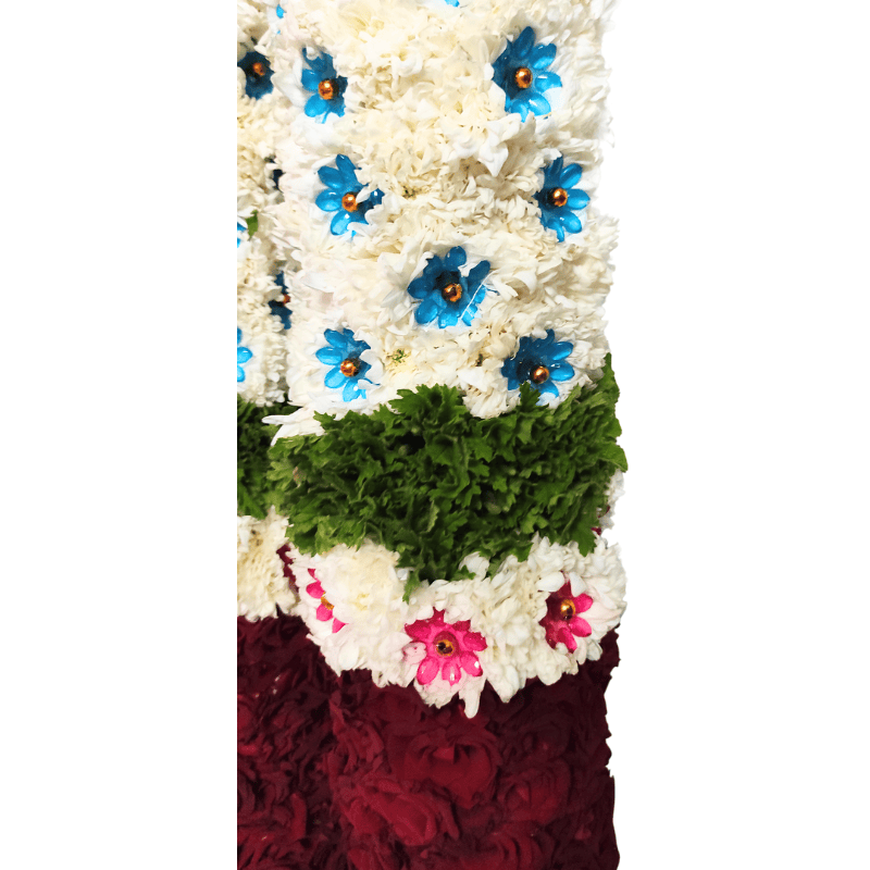VIP Garland - White Chrysanthemum with Merable Rose & Paneer Leaves , Blue & Pink Star patch Garland VIP Garland - White Chrysanthemum with Merable Rose & Paneer Leaves , Blue & Pink Star patch Garland