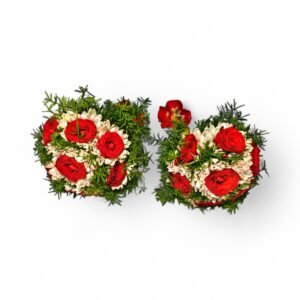 Tuberose and Red Rose Kai Chendu with Green Border
