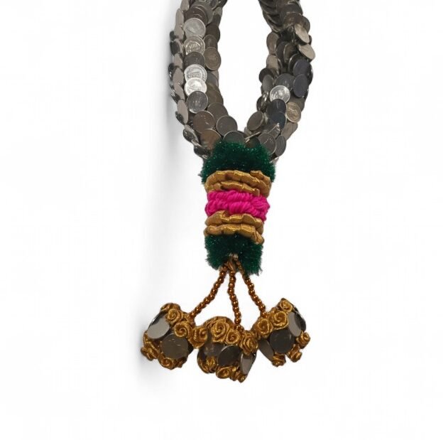 Coin (₹2) Garland with Pink, Gold and Green Garlan Coin (₹2) Garland with Pink, Gold and Green Garlan