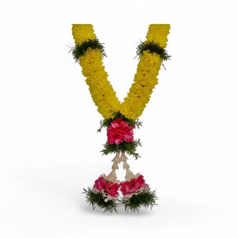 Yellow Chrysanthemum Needle Garland with Pink Olea Yellow Chrysanthemum Needle Garland with Pink Olea